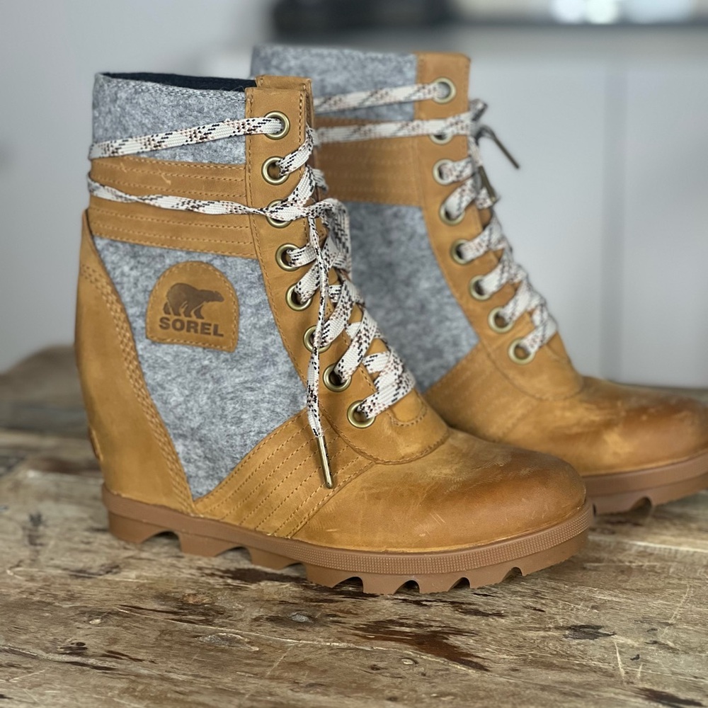 Sorel Tan and Gray Wedge Ankle Boots